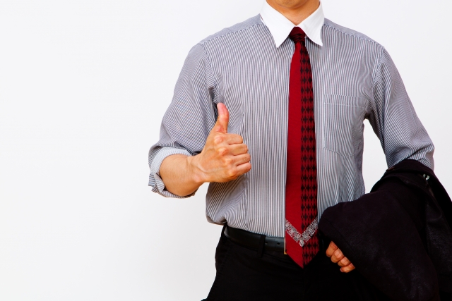 【男性編】就活中の服装は清潔感が大切!身だしなみのポイントを解説