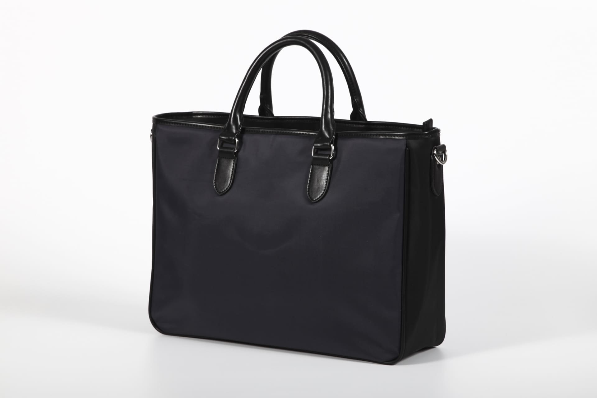 ビジネスバッグ